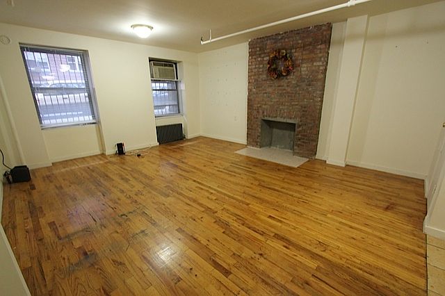 1st image of 321 W 30th St APT A1