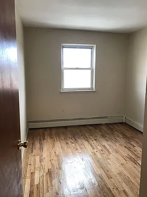 Rented by Amorelli Realty | media 9