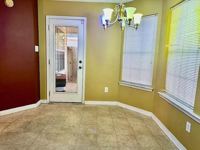 7330 Willow Pointe Dr N — Photo 7