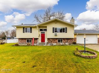 2215 W Medoc Ct, Hayden Lake, ID 83835