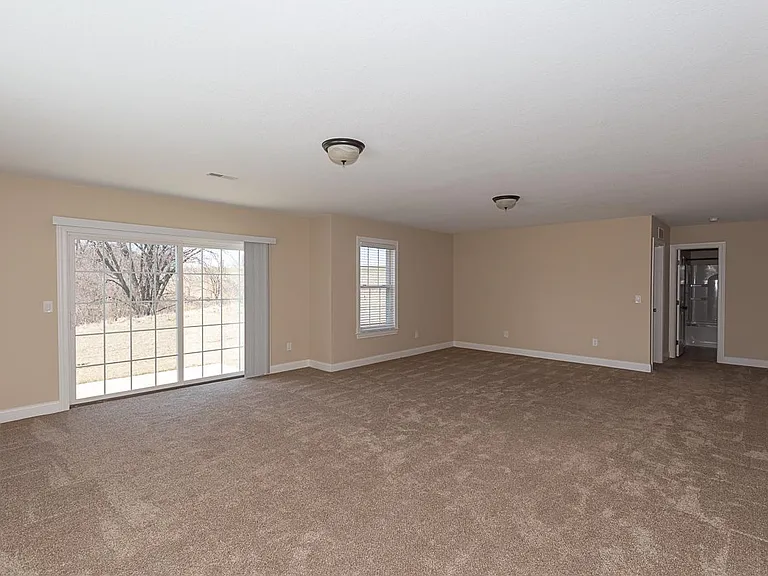 6 Blackstone Cir — Photo 12