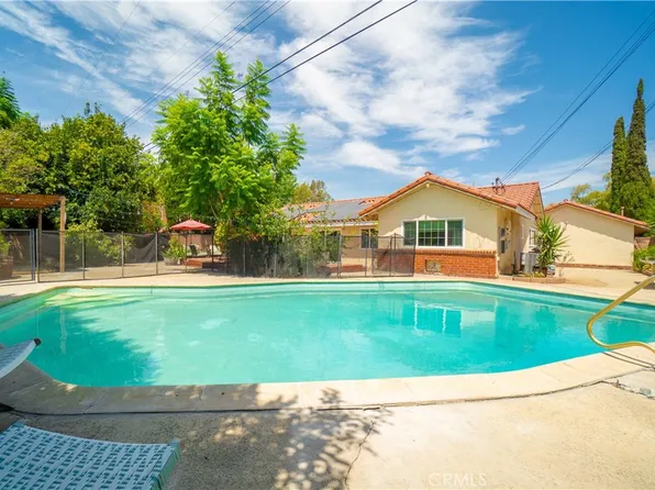 702 E Cumberland Rd, Orange, CA 92865