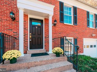 9357 Tovito Dr, Fairfax, VA 22031