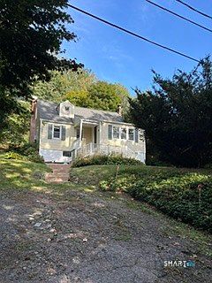 2nd image of 74 Lakeview Trail