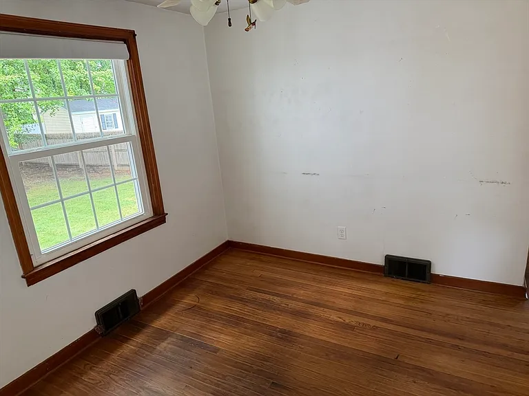 94 Bayne St #94 — Photo 5