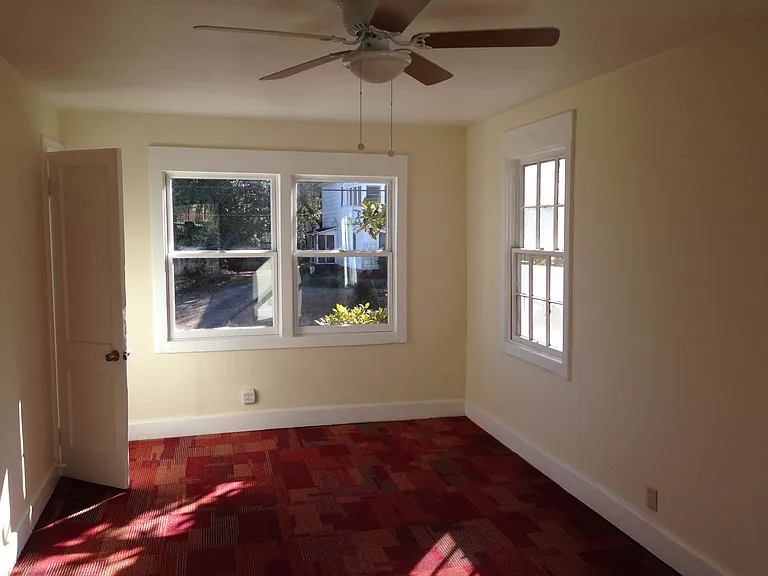 206 Byron Hurst St — Photo 10