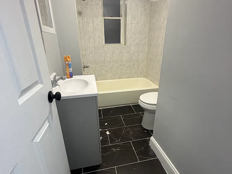 96 Eaton Pl #LL1 — Photo 10