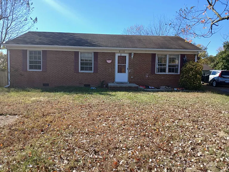 2113 Kaiser Dr — Photo 1