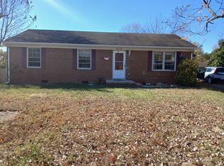 2113 Kaiser Dr, Fredericksburg, VA 22407