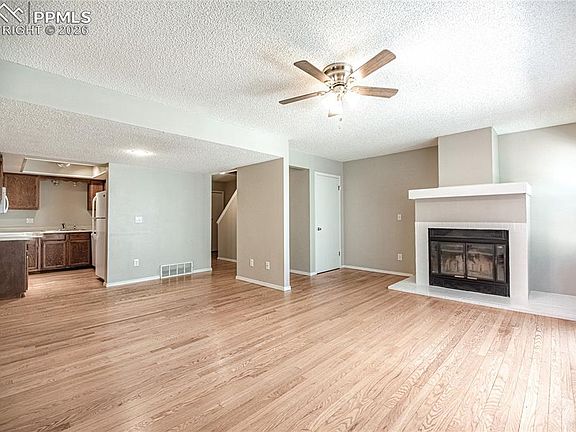 4th image of 2510 Hamlet Ln APT C