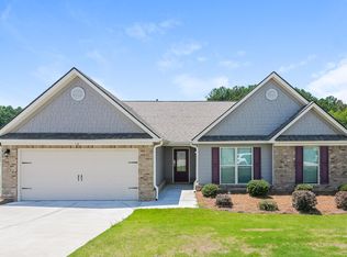 16 Heartland Cir, Winder, GA 30680