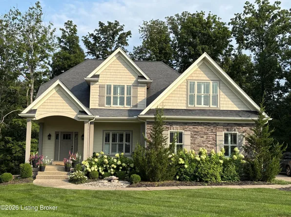2003 Wooded Oak Ln, Crestwood, KY 40014