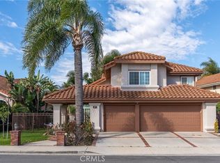 25 Barcelona, Irvine, CA 92614