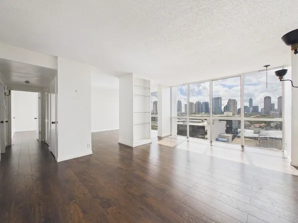 5001 Woodway Dr Unit 1103, Houston, TX 77056