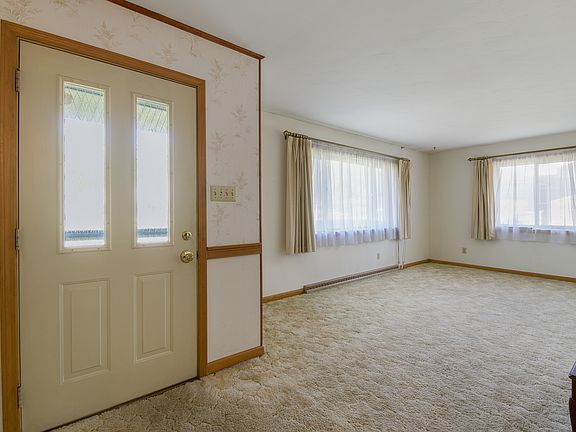 5th image of 4219 S Walcott St