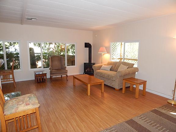 5th image of 321 Clay St Spc 29