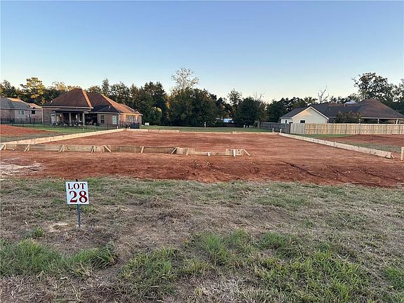 5th image of 4010 Cedar Bluff Dr