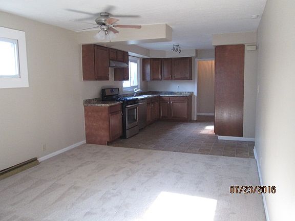 5th image of 1001 E Donald St