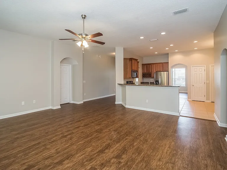 14081 Bradley Cove Rd — Photo 3