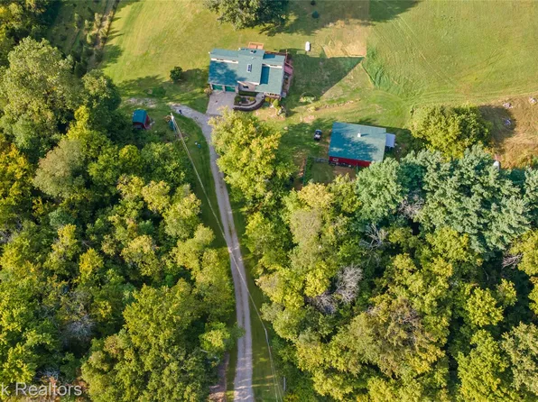 4700 Stanley Rd, Columbiaville, MI 48421