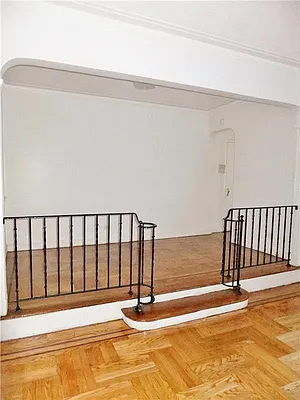 Rented by R New York | media 3