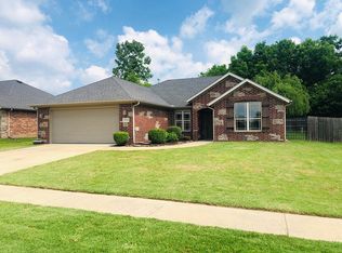 4146 W Mahogany Dr, Fayetteville, AR 72704
