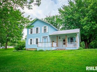 408 Wisconsin St, Le Claire, IA 52753