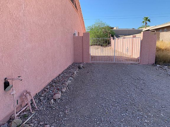 5th image of 3381 Chemehuevi Blvd
