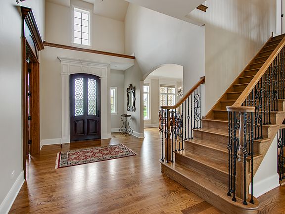 3rd image of 39W334 Longmeadow Ln