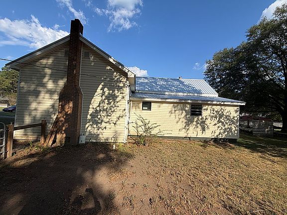 4th image of 256 McGowin Rd
