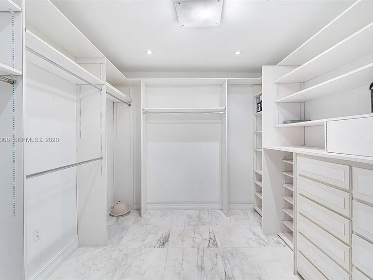 1055 Stillwater Dr — Photo 19