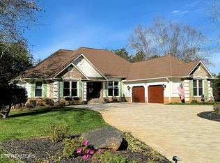 609 Sandpiper Dr, Vonore, TN 37885