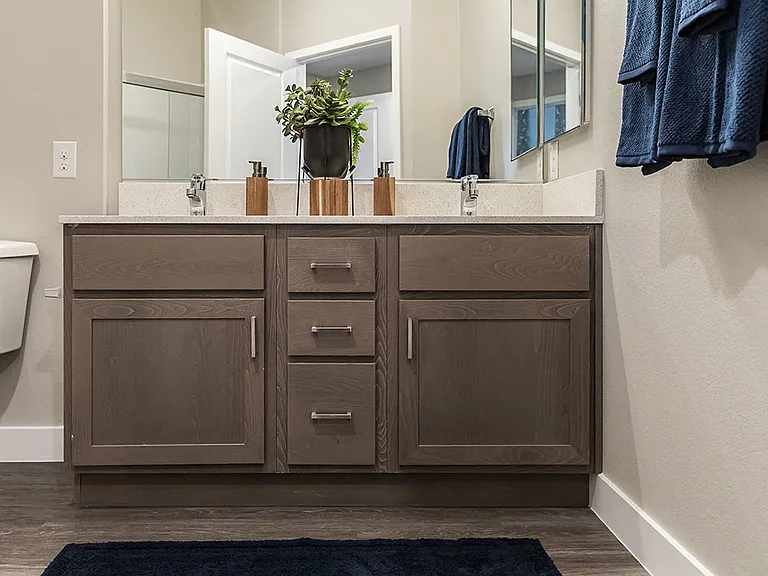 ARISTA APARTMENT HOMES — Photo 12