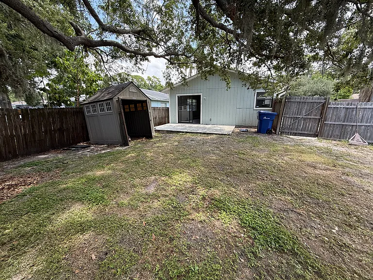 3061 Edgewood Ter — Photo 10