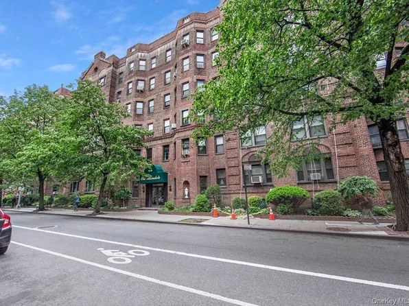 34-24 82nd. Street #1N, Jackson Heights, NY 11372