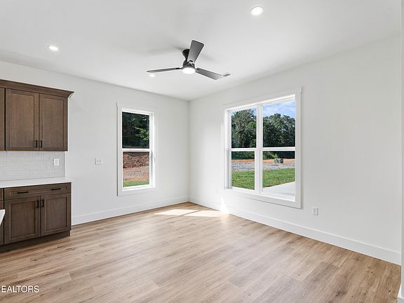 5th image of 1361 Grace Ridge Dr