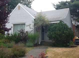 3420 44th Ave SW, Seattle, WA 98116