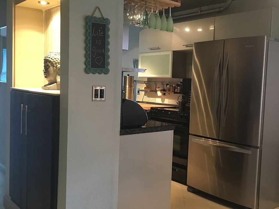 1st image of 680 Tennis Club Dr APT 109