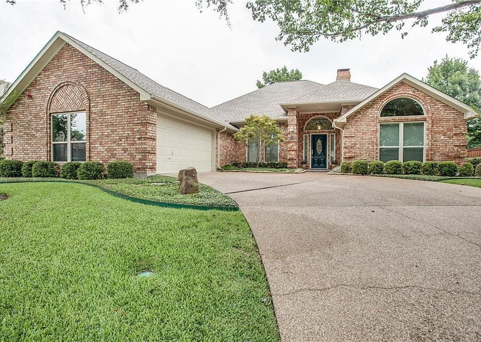 1st image of 2717 Oak Springs Dr