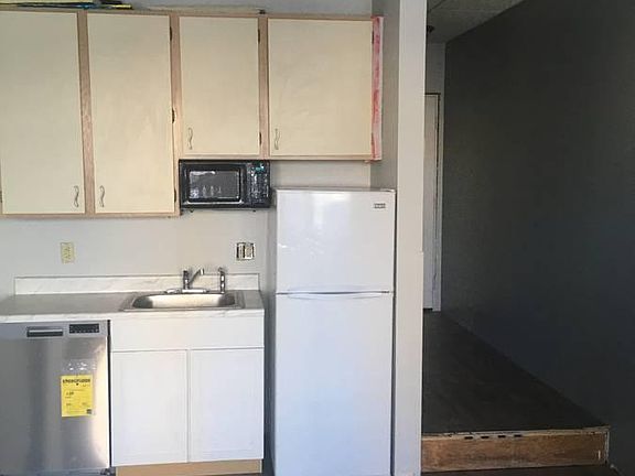 2nd image of 431 7th St S #2607