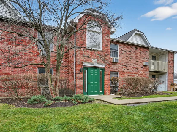 350 Leah Ln APT 2D, Woodstock, IL 60098
