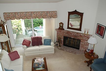 4th image of 789 Lander Cir