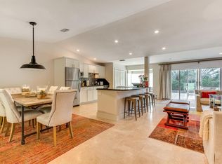 2312 Las Casitas Dr, Wellington, FL 33414