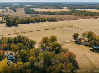 3 Barnesville Church Rd, Orrum, NC 28369