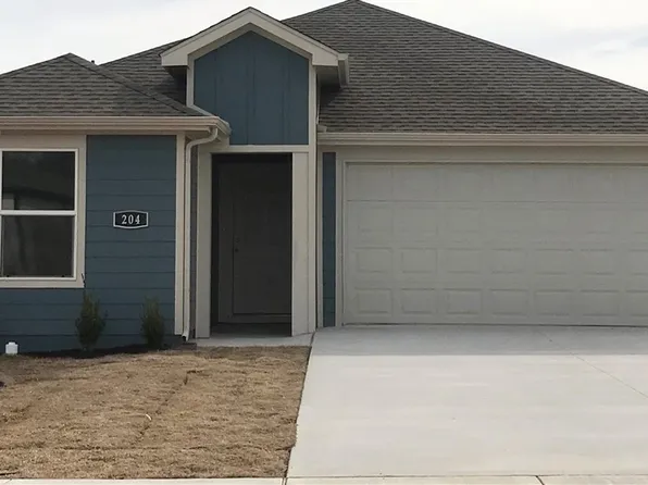 204 NW Bellflower St, Gentry, AR 72734