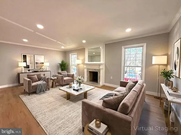 5836 Apsley House Ct, Alexandria, VA 22310