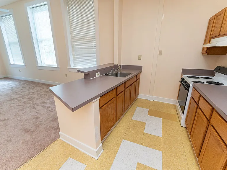 40 Academy St — Photo 12