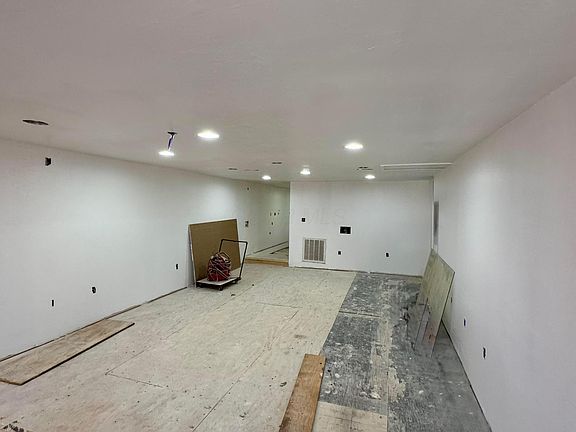 3rd image of 210 E Central Ave