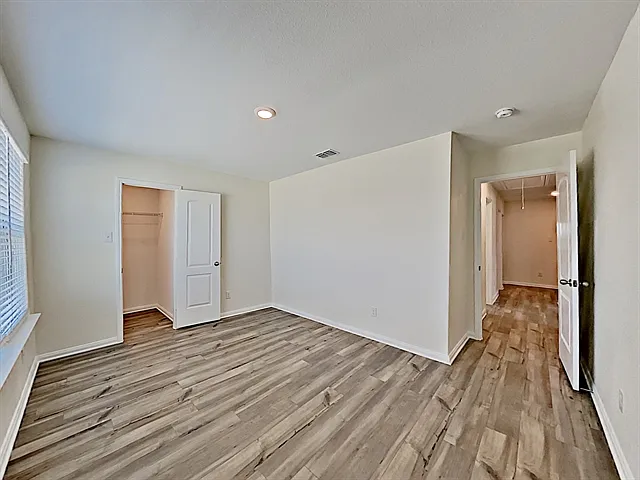 3149 Bowen St — Photo 18