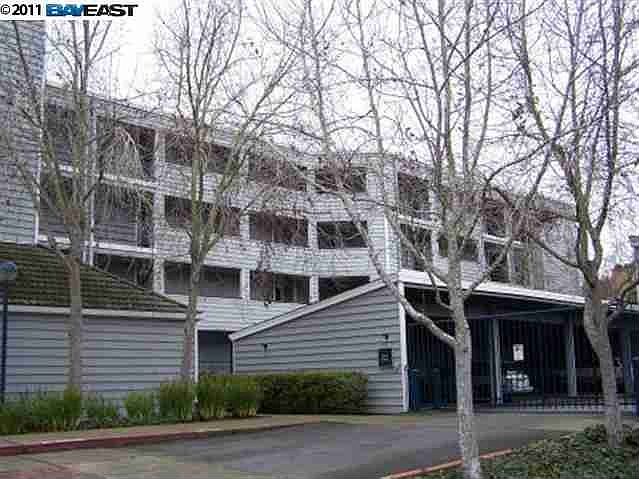 2nd image of 1207 Melville Sq APT 216